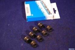 Set klepsteelrubbers V8 1 cilinderkop v.nr. 1160500167