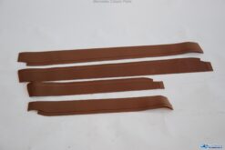 Drempelrubbers bruin set 4 stuks  v.nr. 1106862380  v.nr 1106862480 v.nr 1106862580 v.nr 1106862680