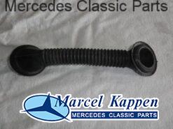 Doorvoerrubber A-stijl naar portier v.nr. 1158210097