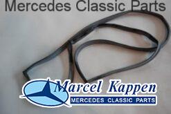 Portier rubber rechts achter v.nr. 1157301478 Origineel