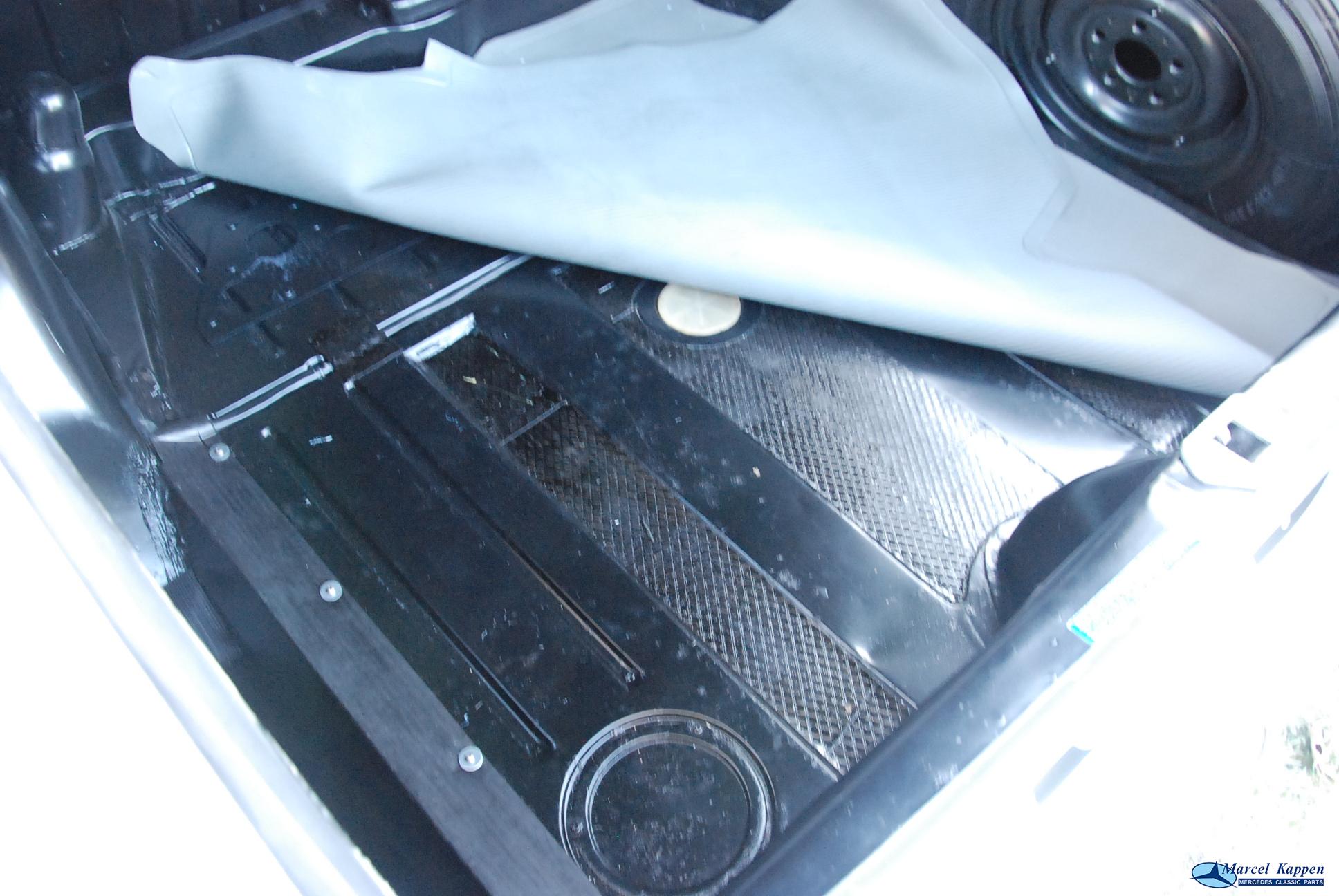 Mercedes 220SEb W111014 1964 55.128km - Afbeelding 27