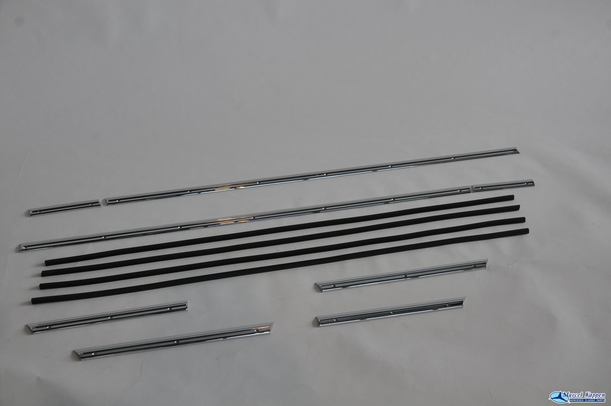 Set chroomlijsten 8 delig inclusief stootrubber v.nr. 1136980000 repro